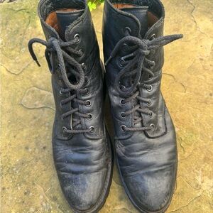 Vintage Women’s Frye Blk Leather Boots.8.5